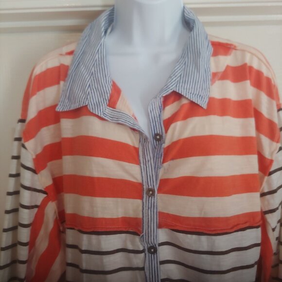 We The Free School House Tee Button Down Boho Coastal Beachy Oversize M - Picture 7 of 13